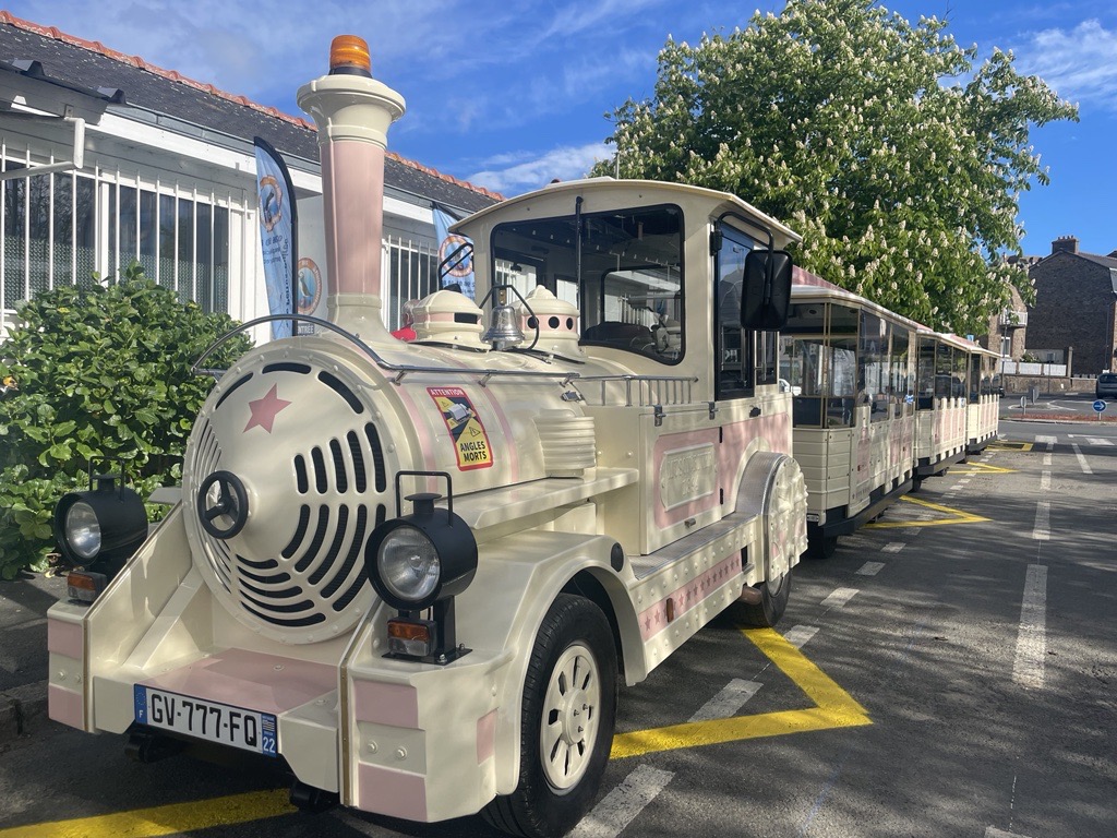 Le Petit Train de la Côte